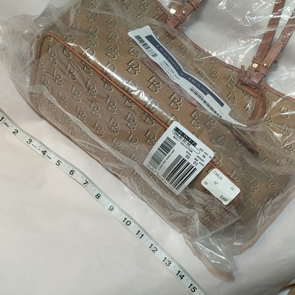 NWT Dooney & Bourke Handbag - Picture 7 of 8